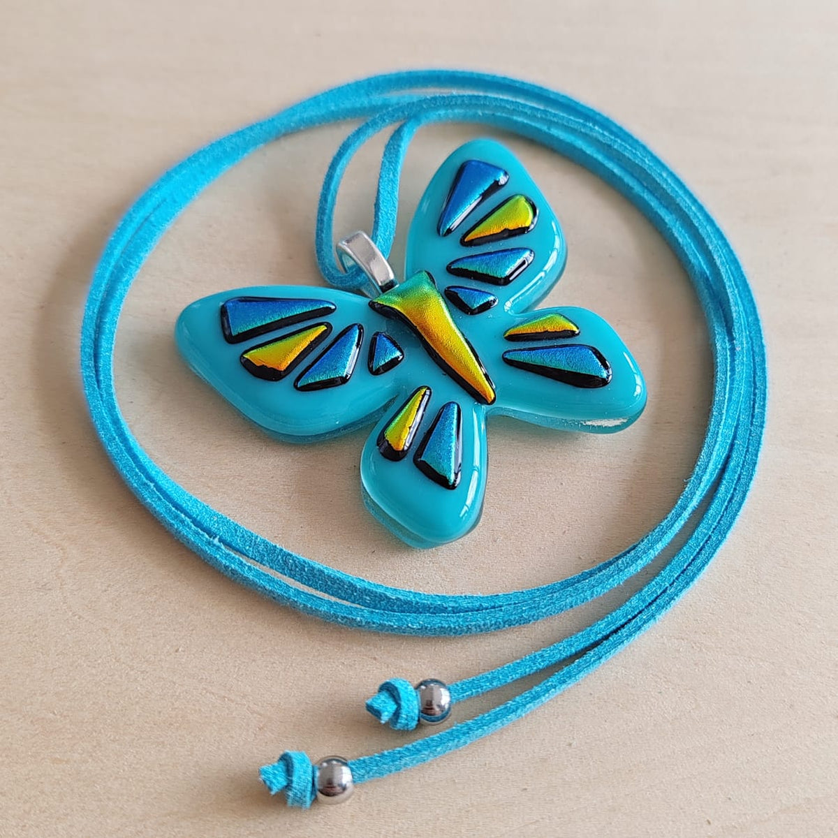 Dije Mariposa (Azul Cielo)