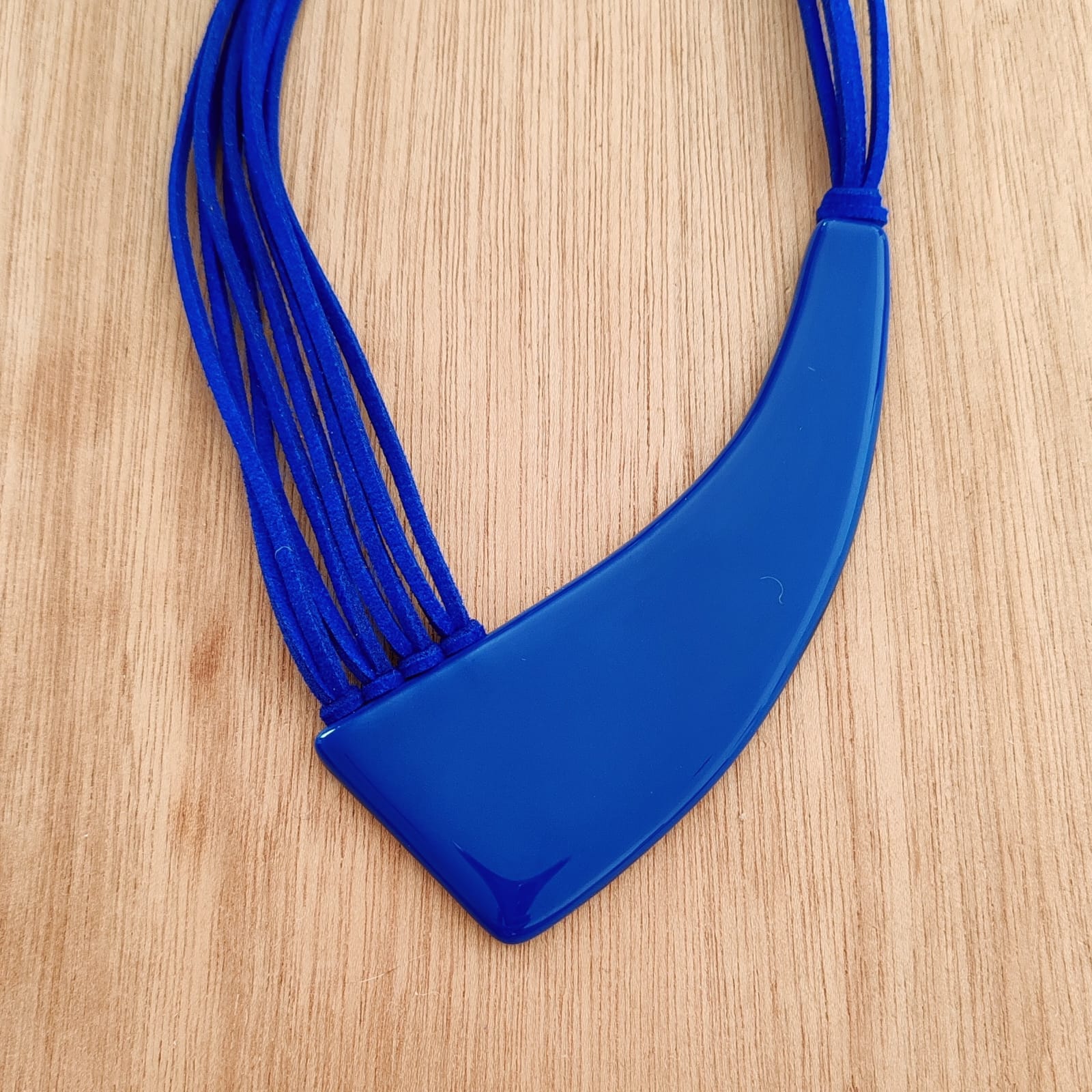 Collar Bumerán