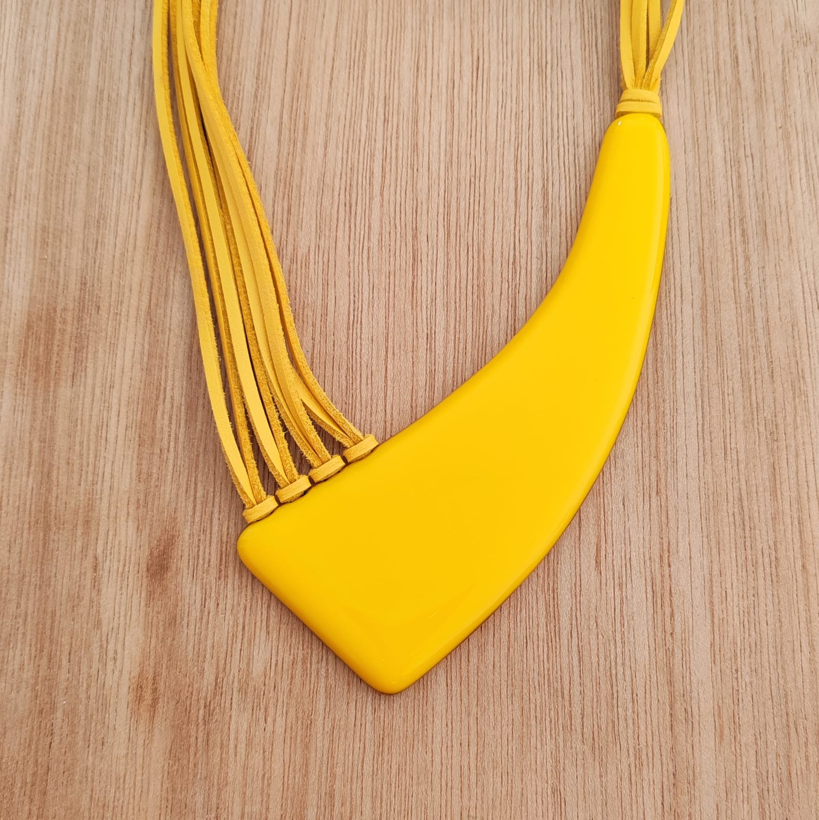 Collar Bumerán