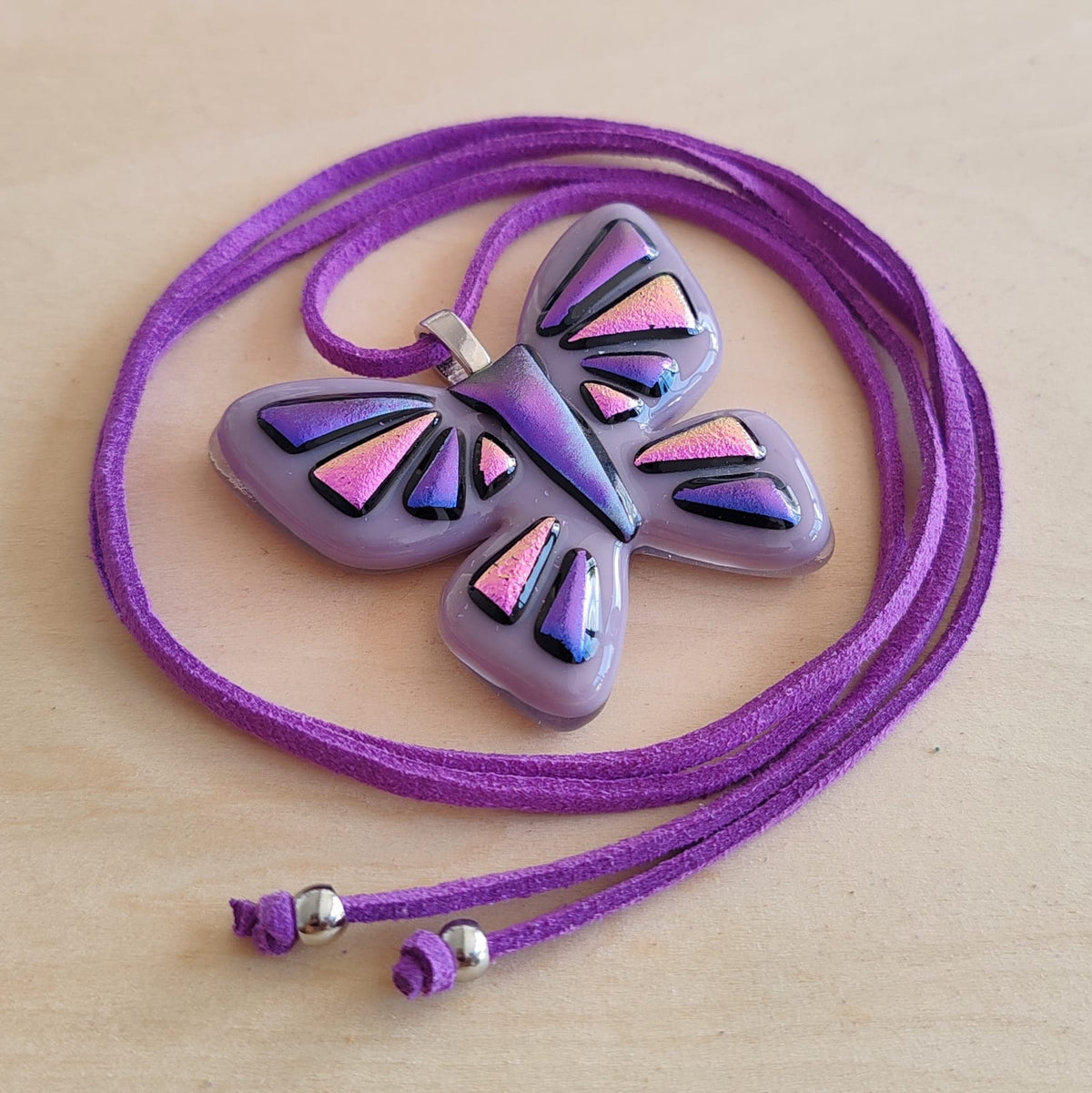 Dije Mariposa (Violetas)